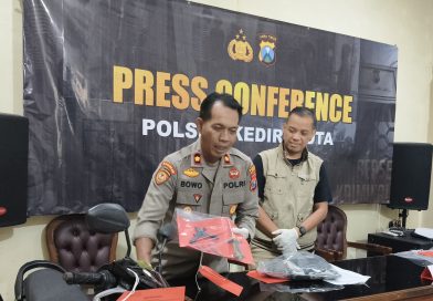 Dua Pria Asal Surabaya dan Lampung, Embat Sepeda Motor di Kediri Berhasil Diringkus Polisi.