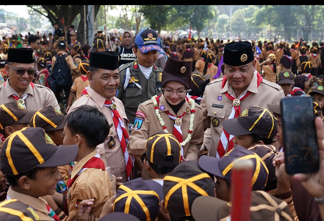 Buka Pesta Pra Siaga dan Siaga Kwarran Mojoroto 2026, Mbak Wali Tanamkan Nilai Disiplin dan Gotong Royong